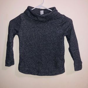 Old navy sweater bundle 🧣☃️